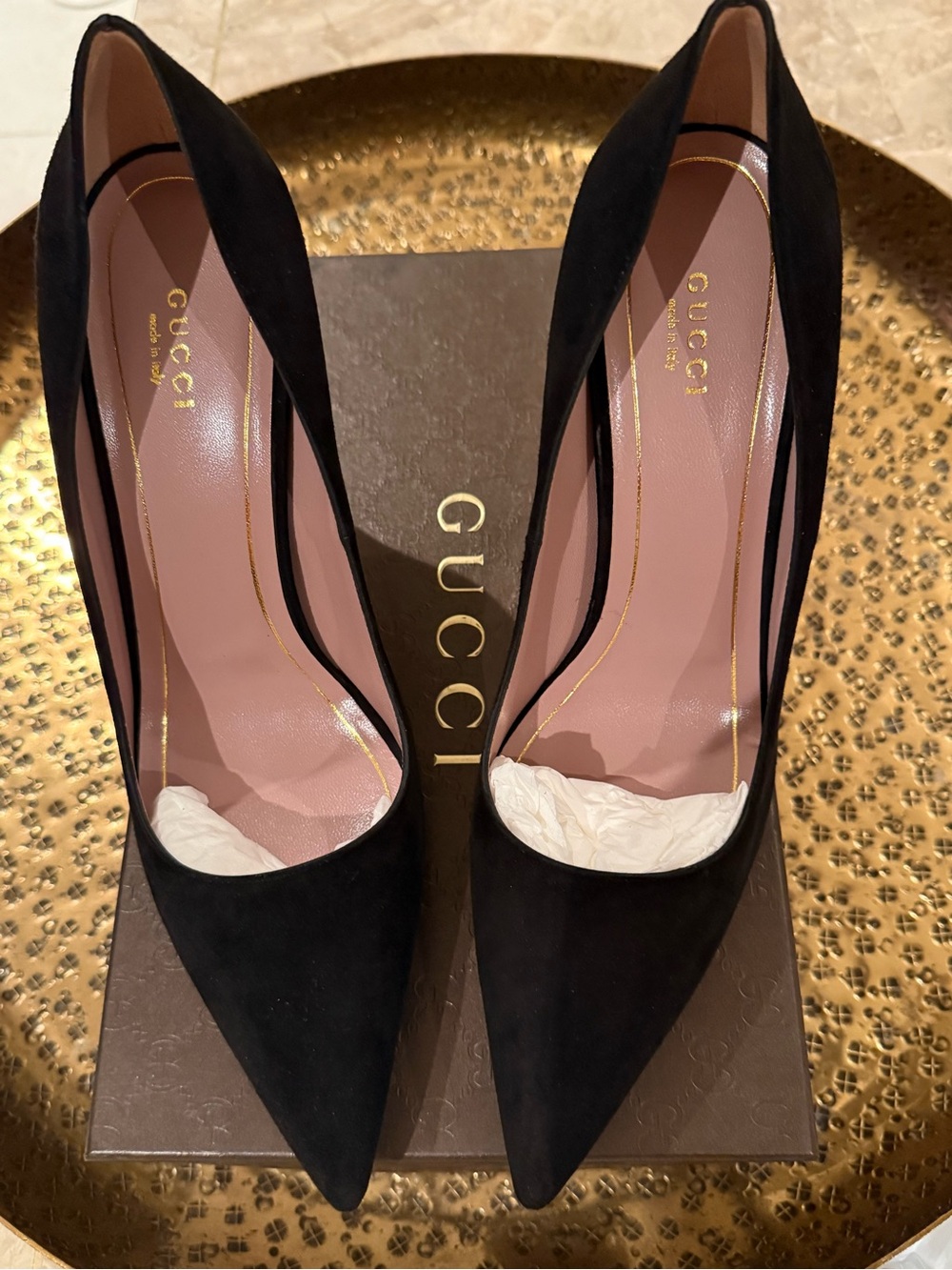 Gucci Black Suede Pointed Pumps with Pink Leather Insole